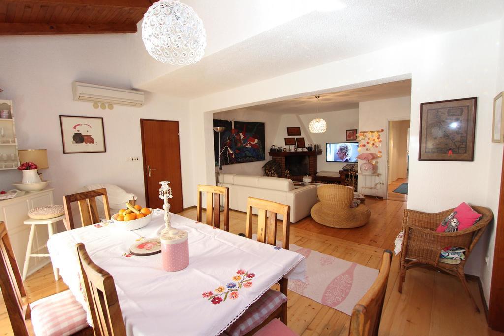 Apartments Apollonio 로비니 외부 사진